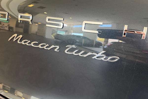 2017 Porsche Macan Turbo 95B