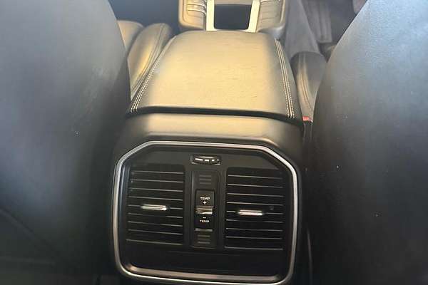 2017 Porsche Macan Turbo 95B