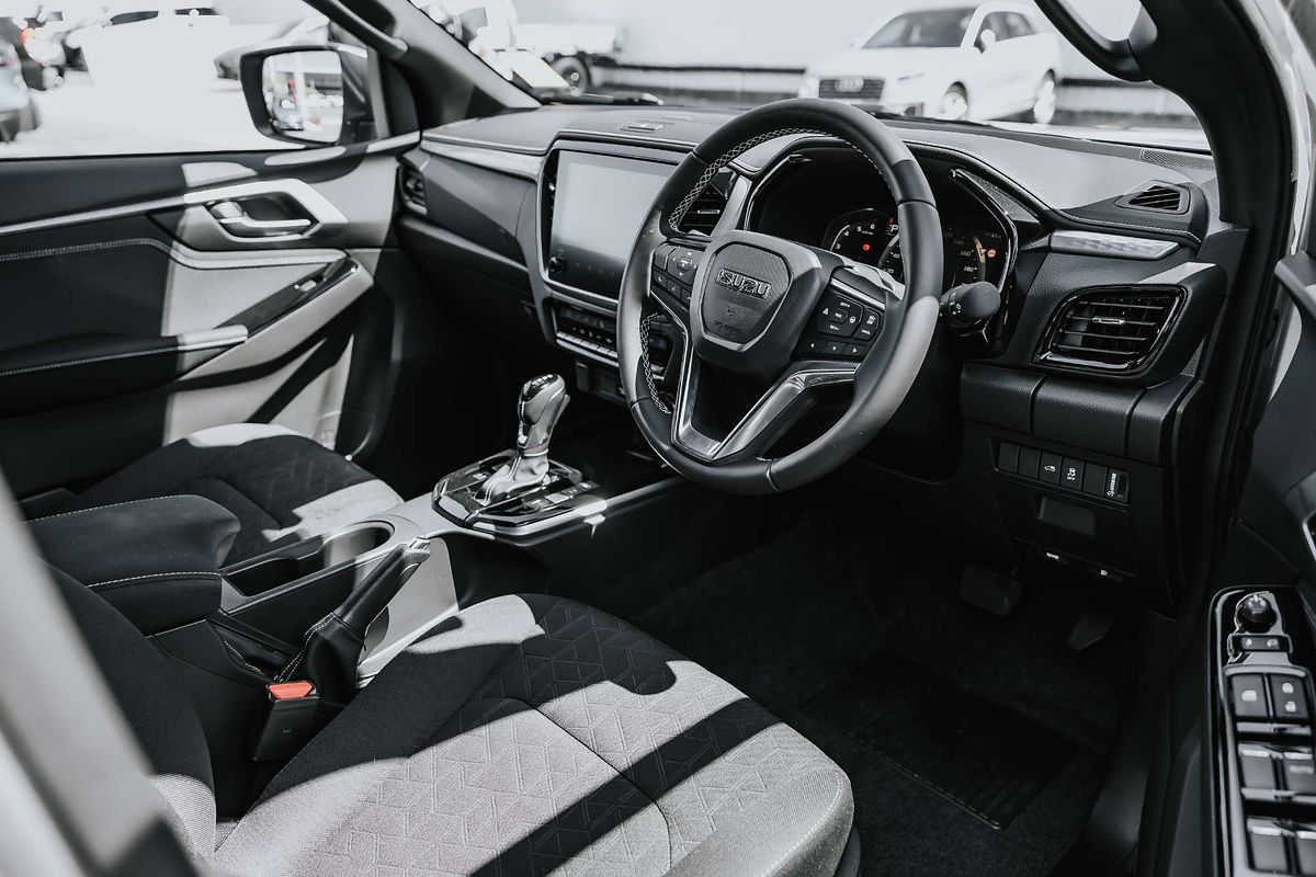 2025 Isuzu D-MAX LS-U 4X4