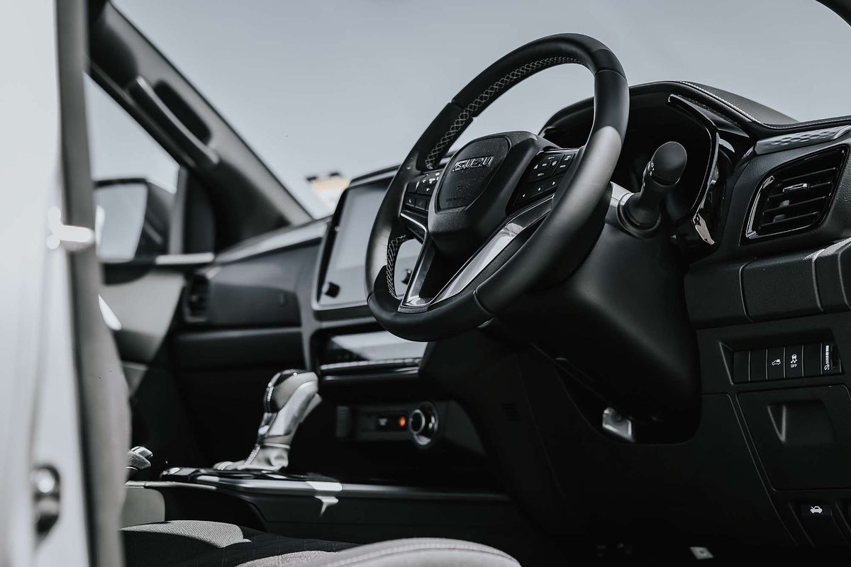 2025 Isuzu D-MAX LS-U 4X4