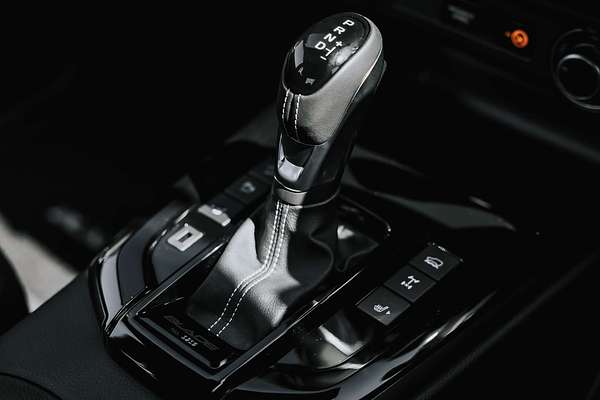 2025 Isuzu D-MAX BLADE 4X4