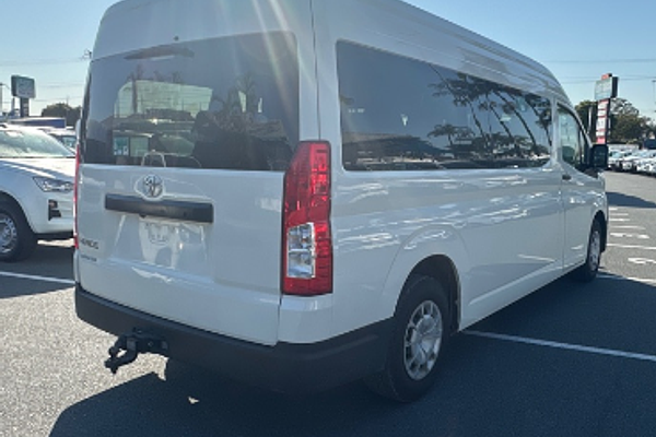 2019 Toyota Hiace Commuter GDH322R ELWB