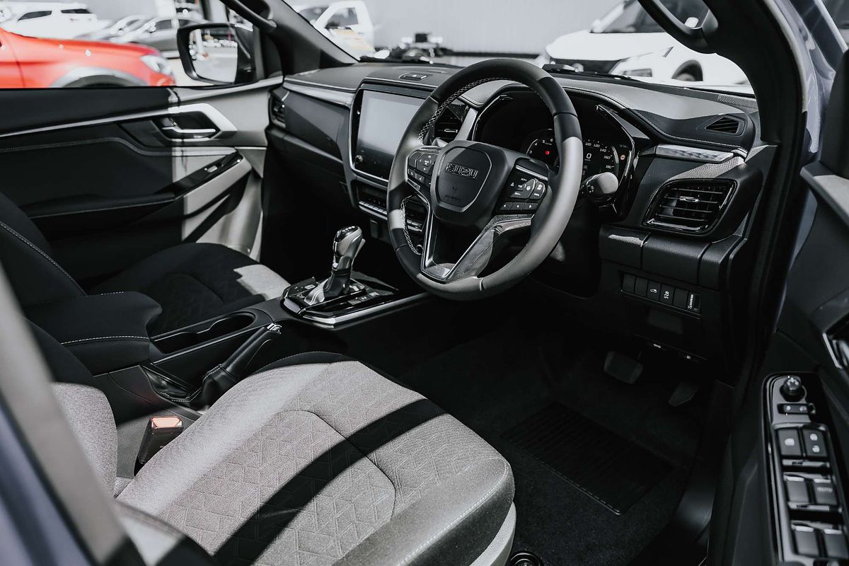 2025 Isuzu D-MAX LS-U 4X4
