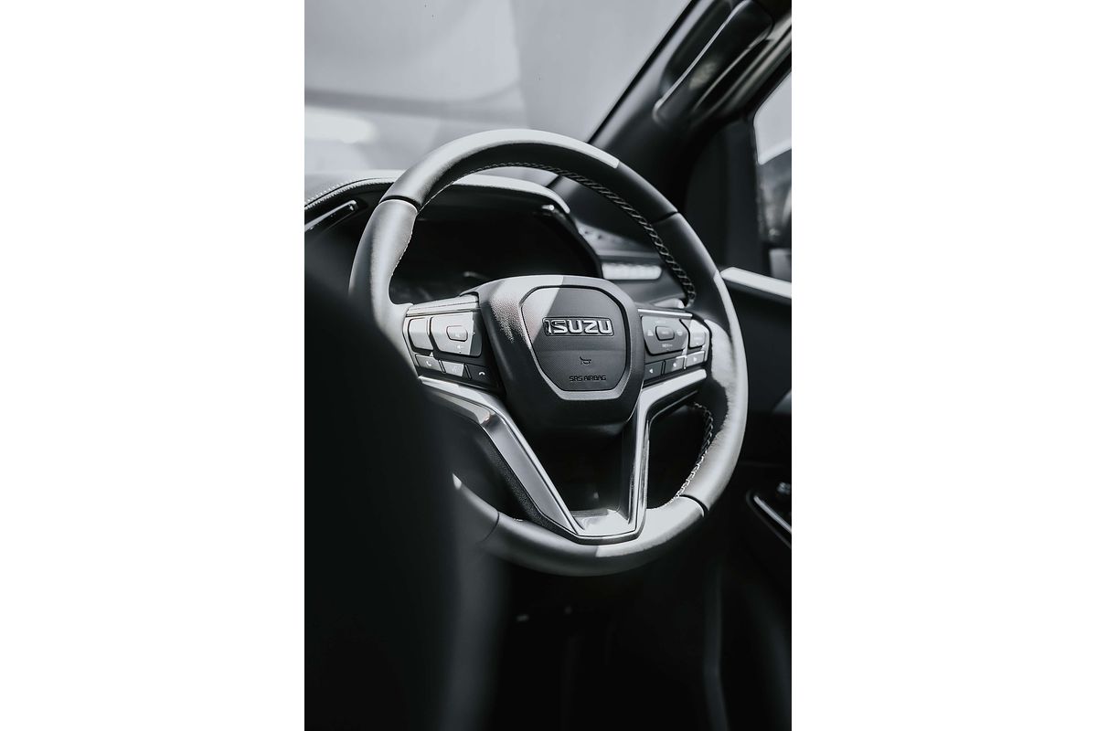 2025 Isuzu D-MAX LS-U 4X4