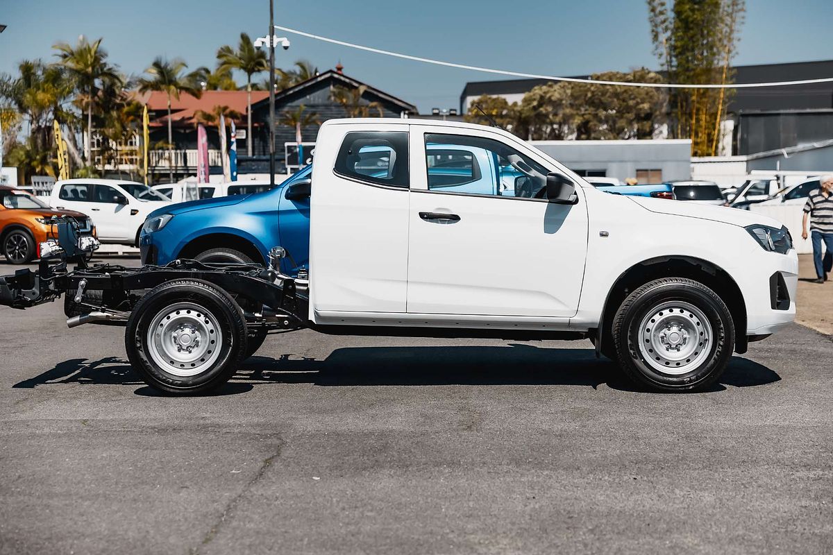 2025 Isuzu D-MAX SX High Ride Rear Wheel Drive