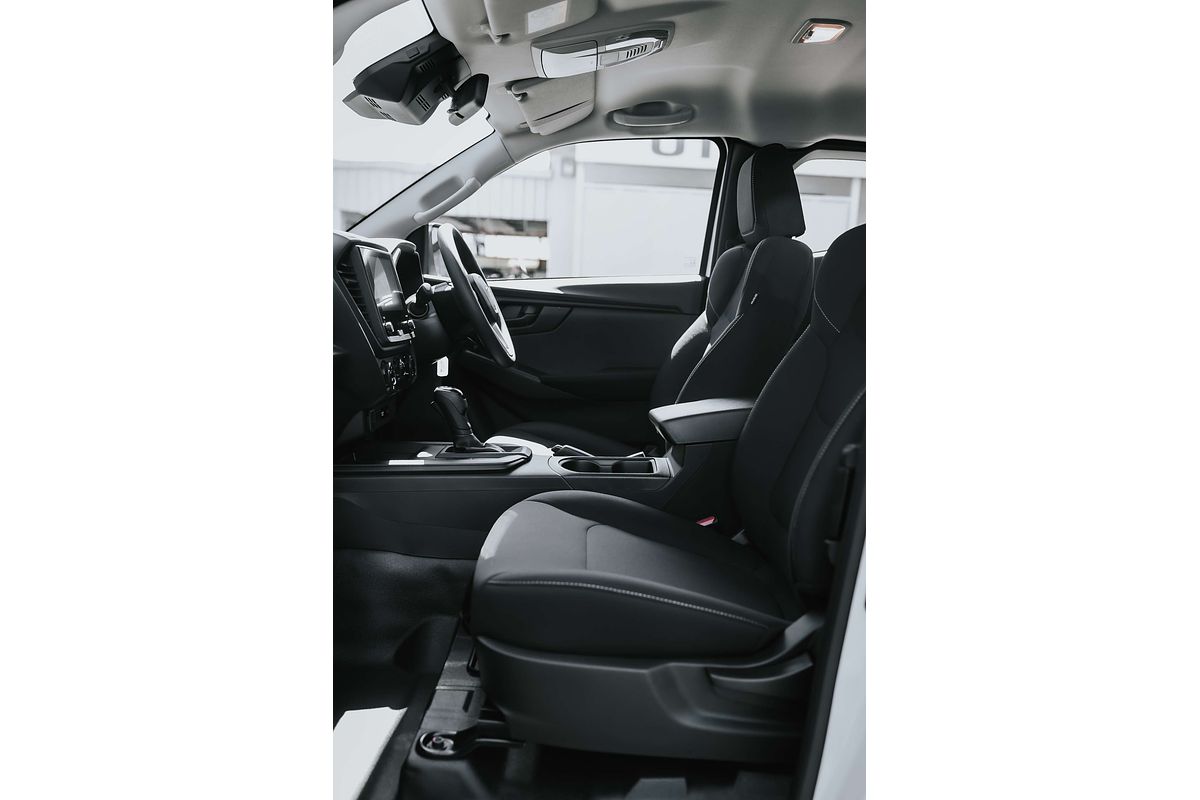 2025 Isuzu D-MAX SX High Ride Rear Wheel Drive