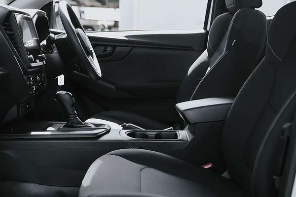 2025 Isuzu D-MAX SX High Ride Rear Wheel Drive