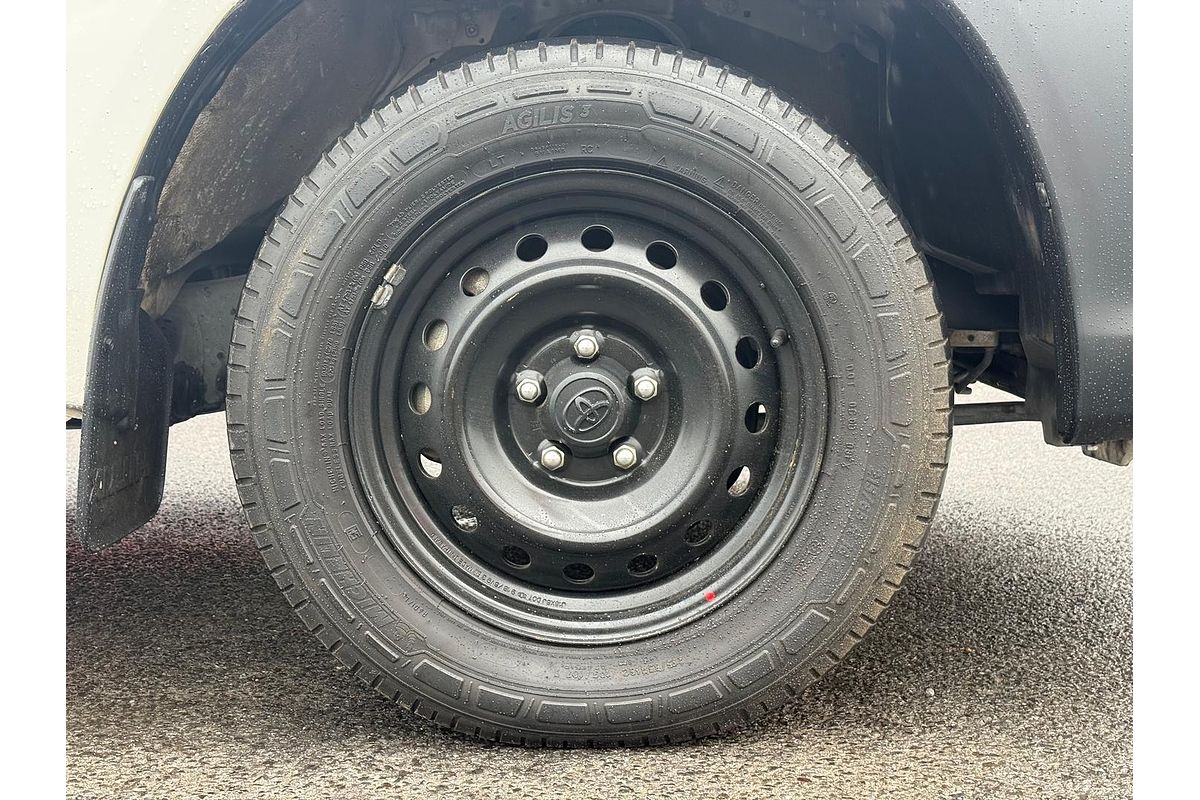 2018 Toyota Hilux Workmate TGN121R Rear Wheel Drive