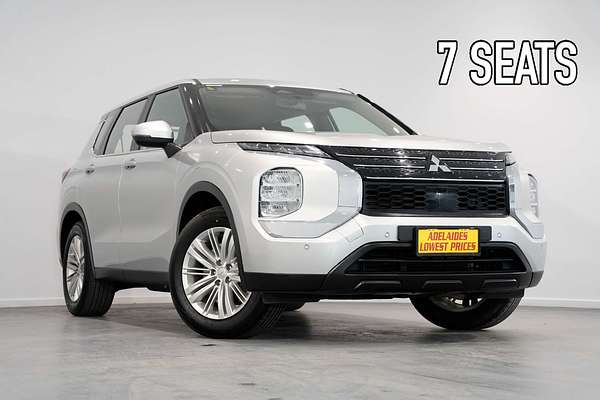 2024 Mitsubishi Outlander ES ZM