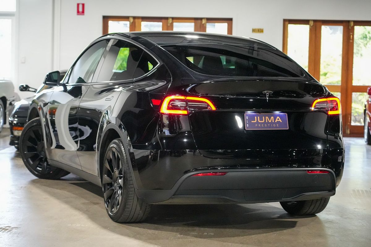 2023 Tesla Model Y Rear-Wheel Drive