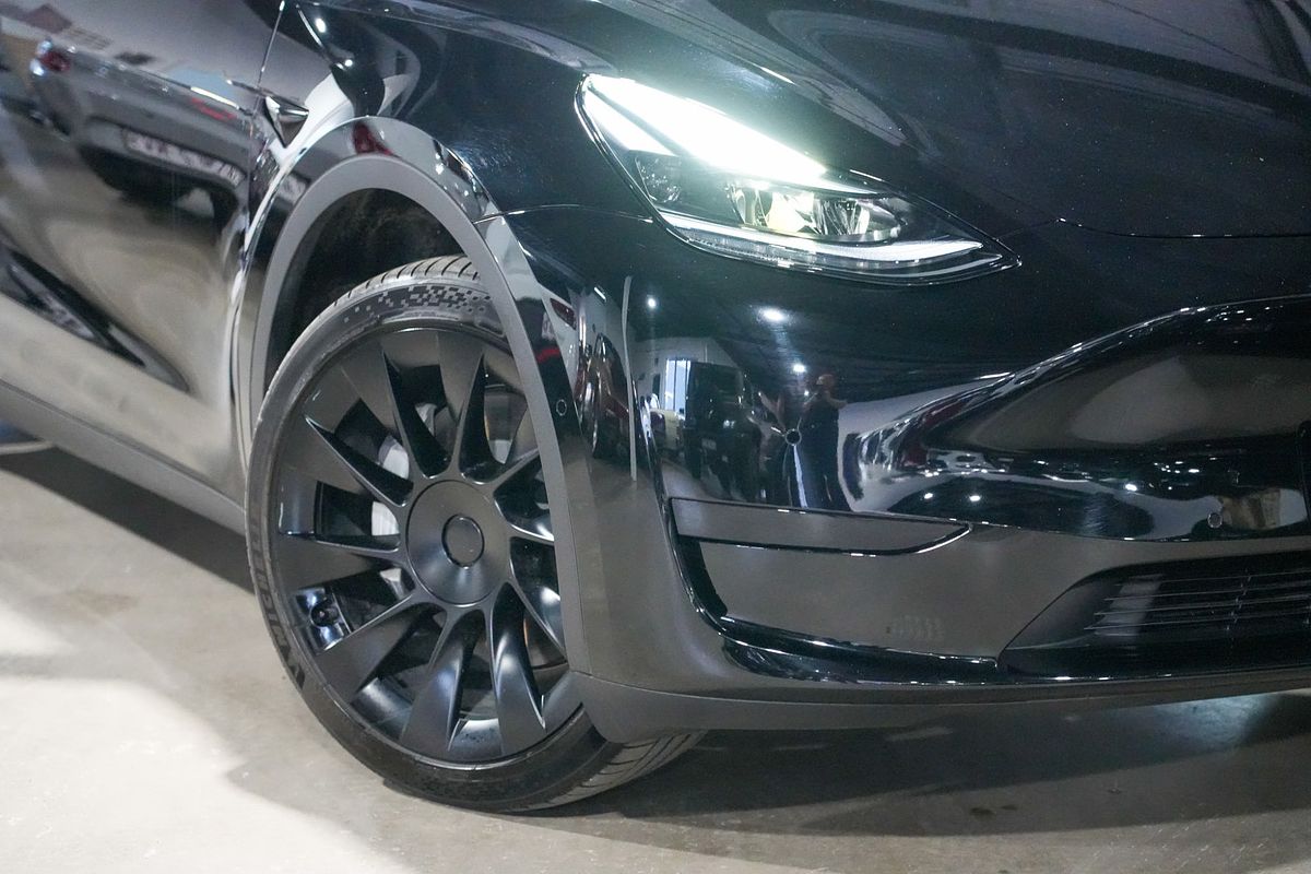 2023 Tesla Model Y Rear-Wheel Drive