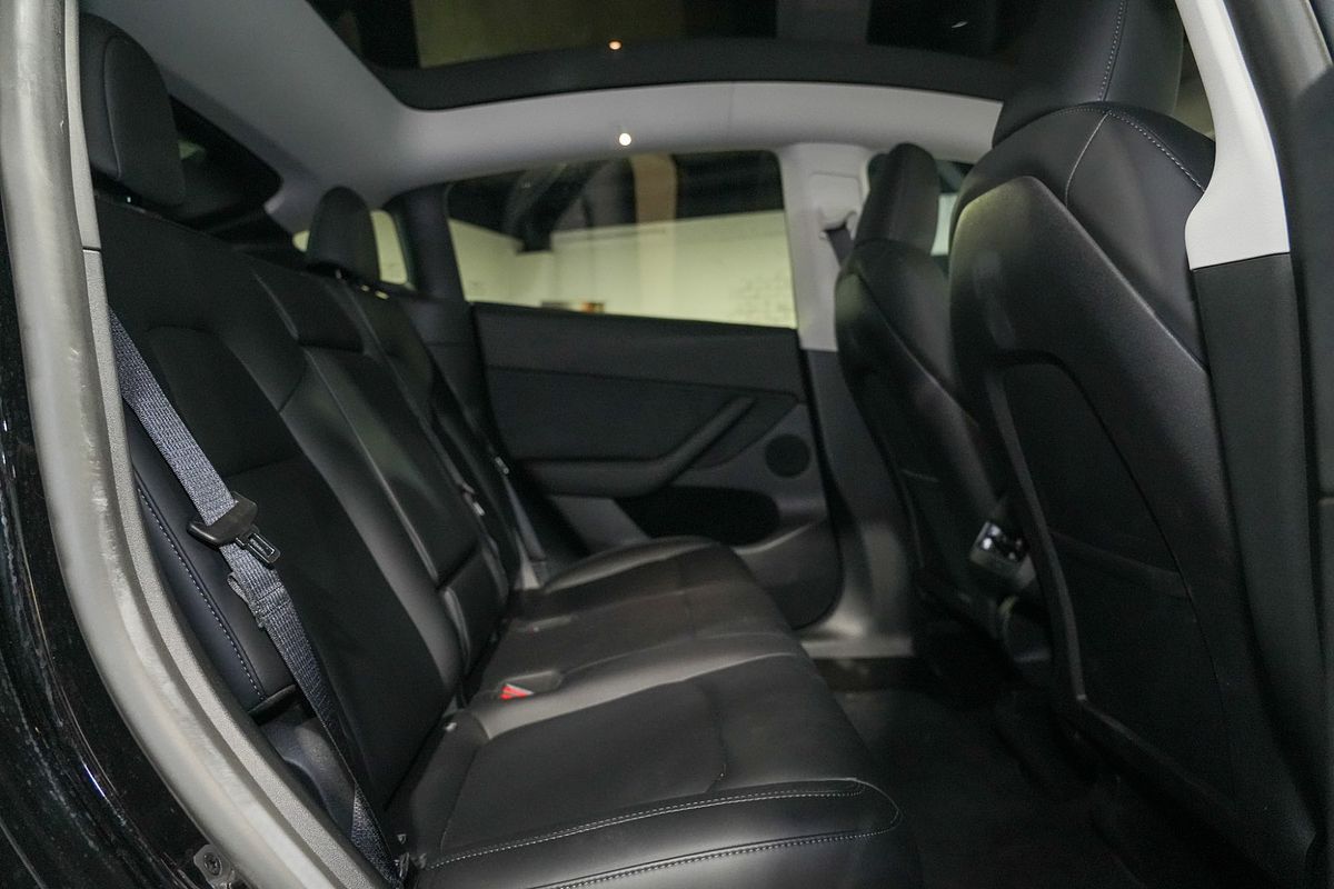 2023 Tesla Model Y Rear-Wheel Drive