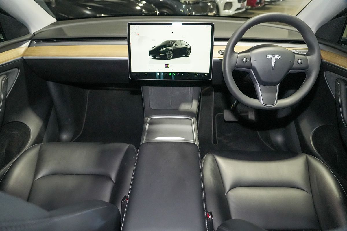 2023 Tesla Model Y Rear-Wheel Drive