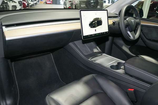 2023 Tesla Model Y Rear-Wheel Drive