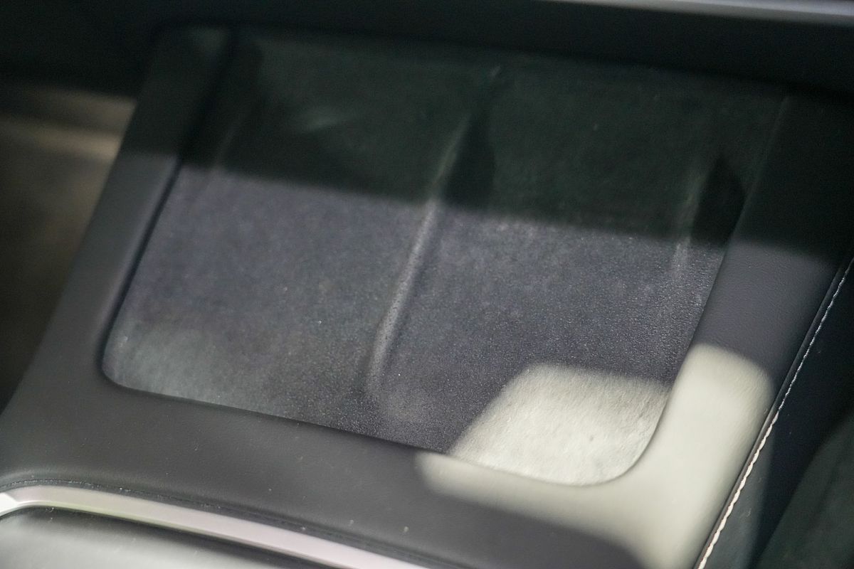 2023 Tesla Model Y Rear-Wheel Drive