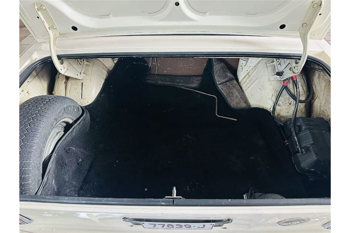 CORTINA MK11 440 MANUAL SEDAN