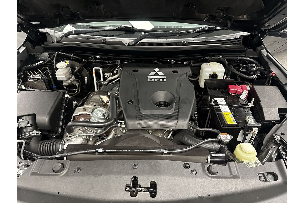 2022 Mitsubishi Pajero Sport GSR QF