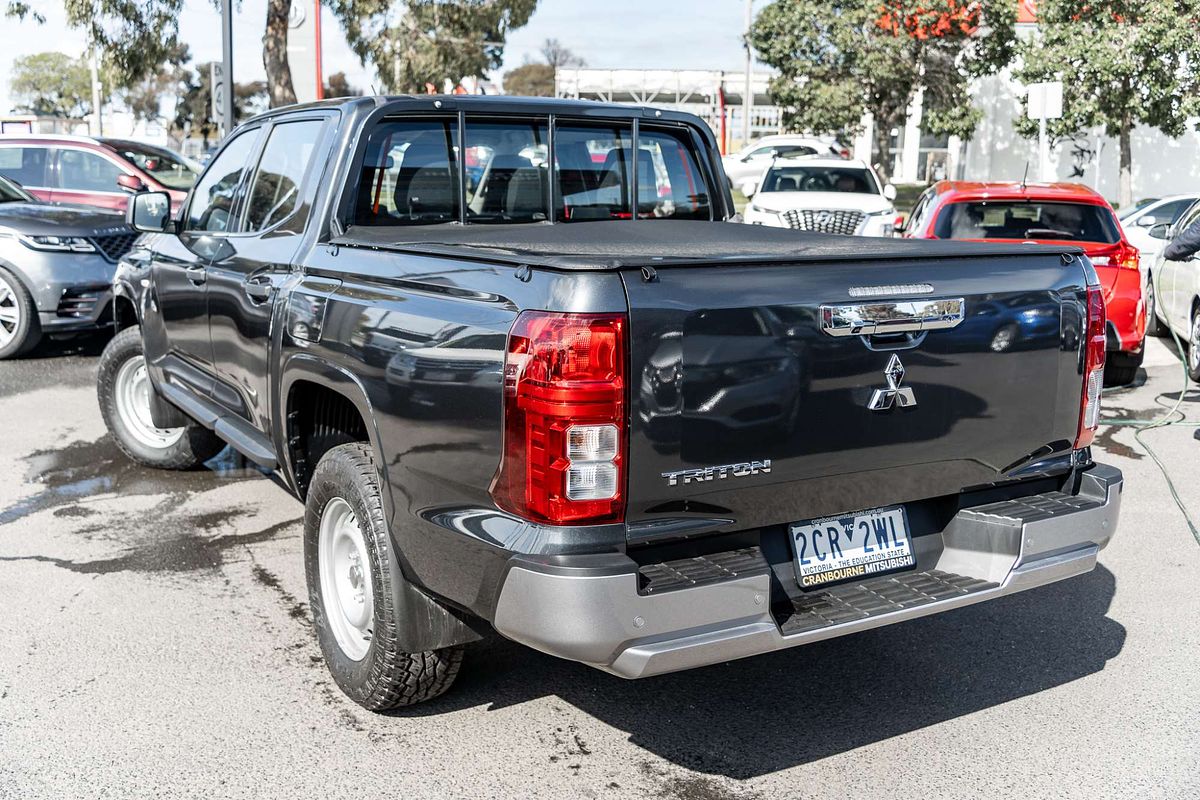 2024 Mitsubishi Triton GLX MV 4X4