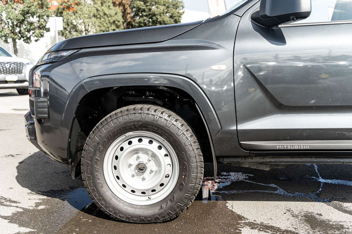 2024 Mitsubishi Triton GLX MV 4X4