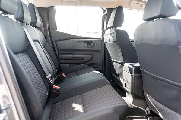 2024 Mitsubishi Triton GLX MV 4X4