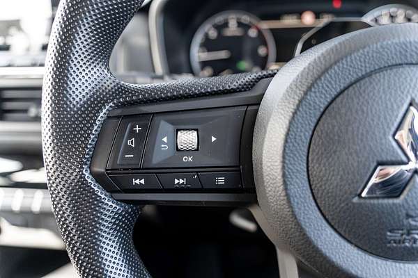 2024 Mitsubishi Triton GLX MV 4X4