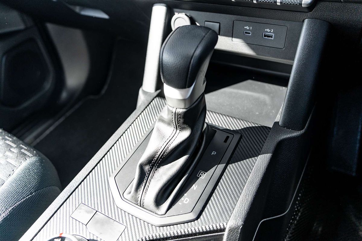 2024 Mitsubishi Triton GLX MV 4X4