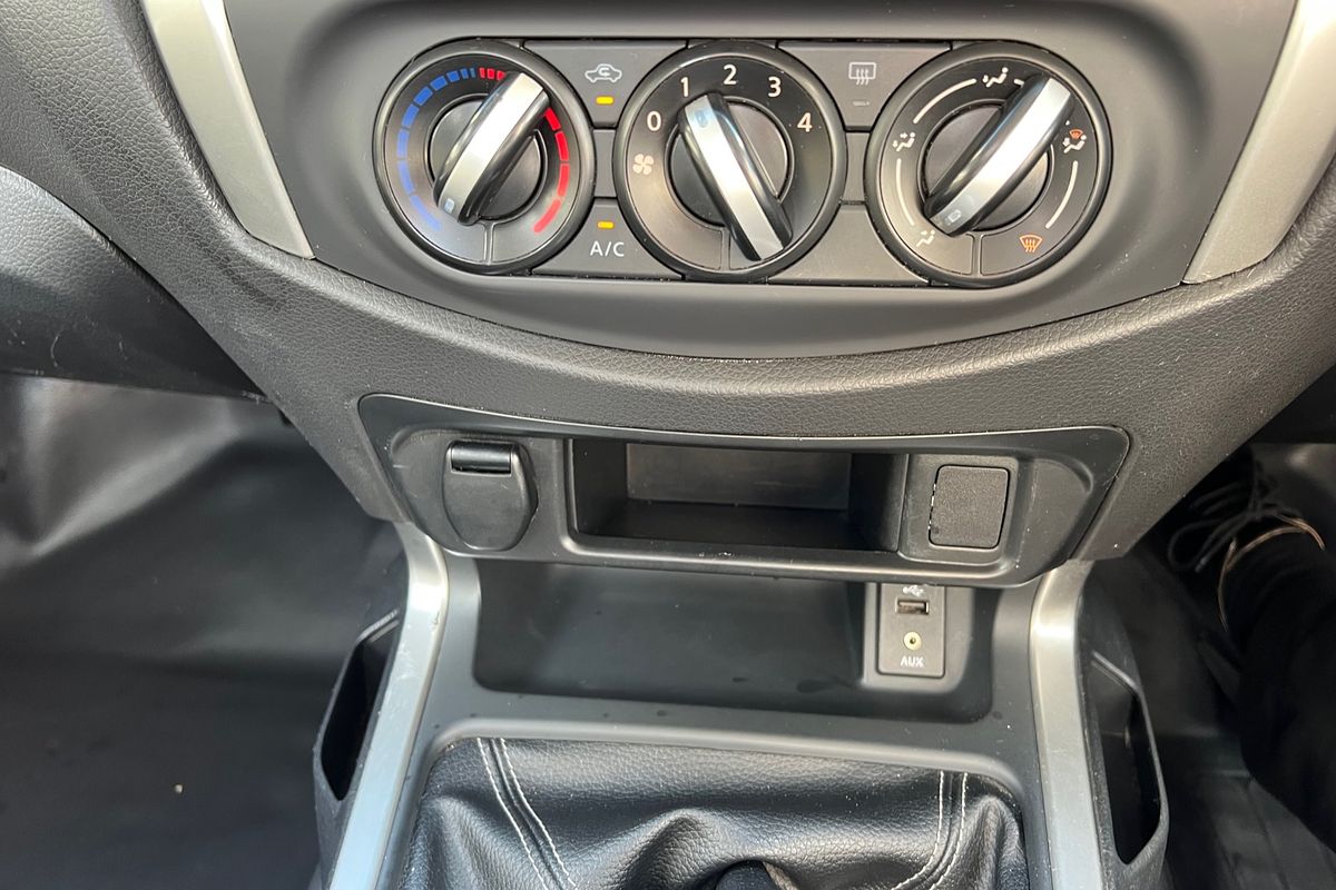 2018 Nissan Navara RX D23 Series 3 Rear Wheel Drive