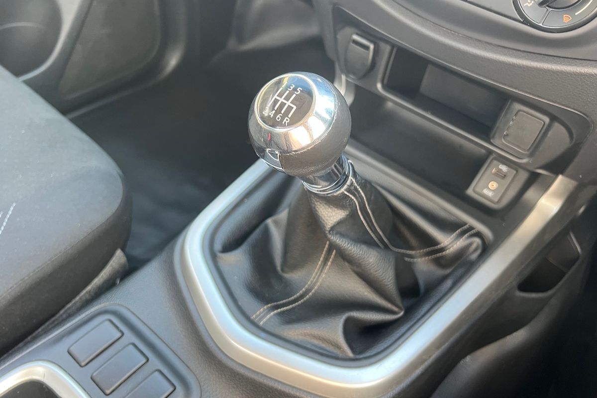 2018 Nissan Navara RX D23 Series 3 Rear Wheel Drive