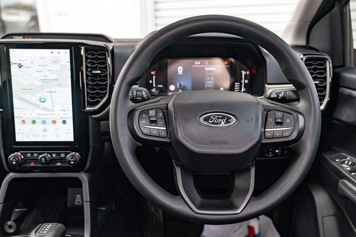 2024 Ford Everest Ambiente 2.0L
