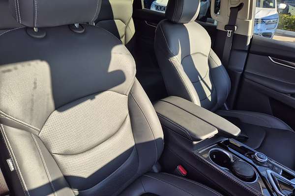 2024 LDV D90 Executive SV9A