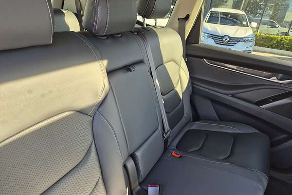 2024 LDV D90 Executive SV9A
