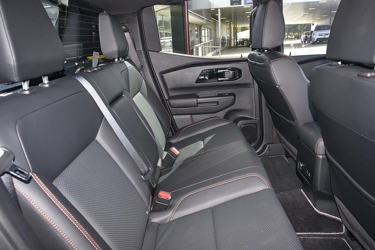 2025 Mitsubishi Triton GSR MV 4X4