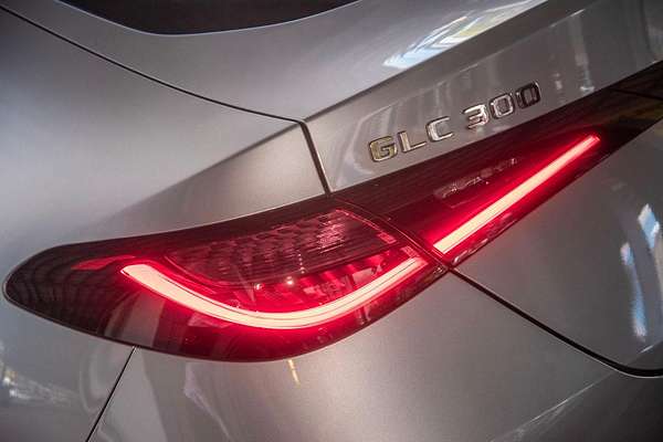 2025 Mercedes-Benz GLC-Class GLC300 C254