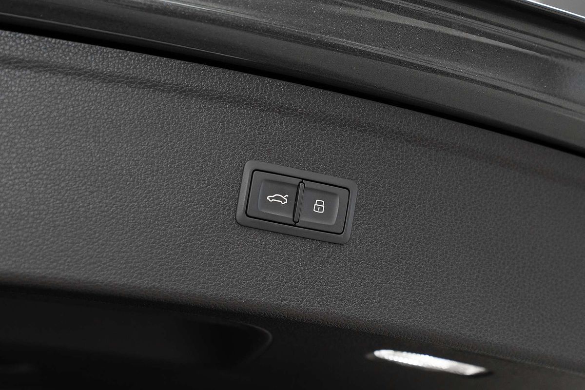 2018 Audi SQ5  FY