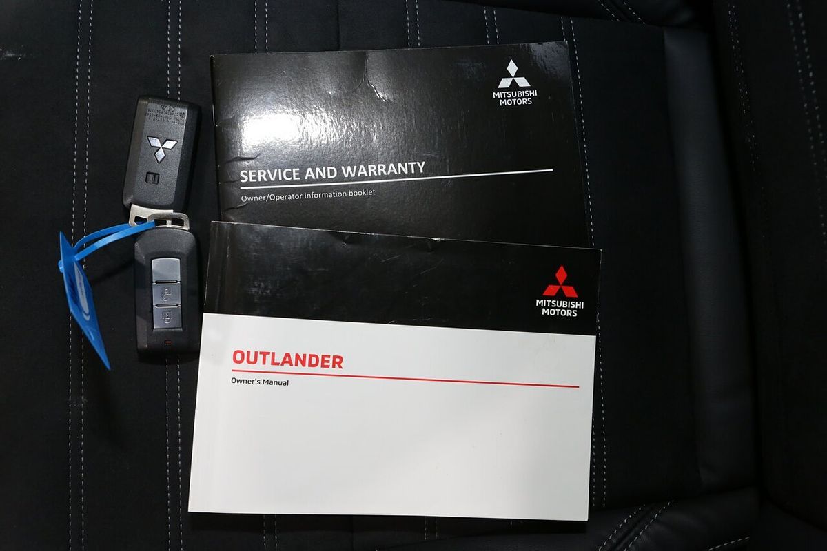 2021 Mitsubishi Outlander LS ZL