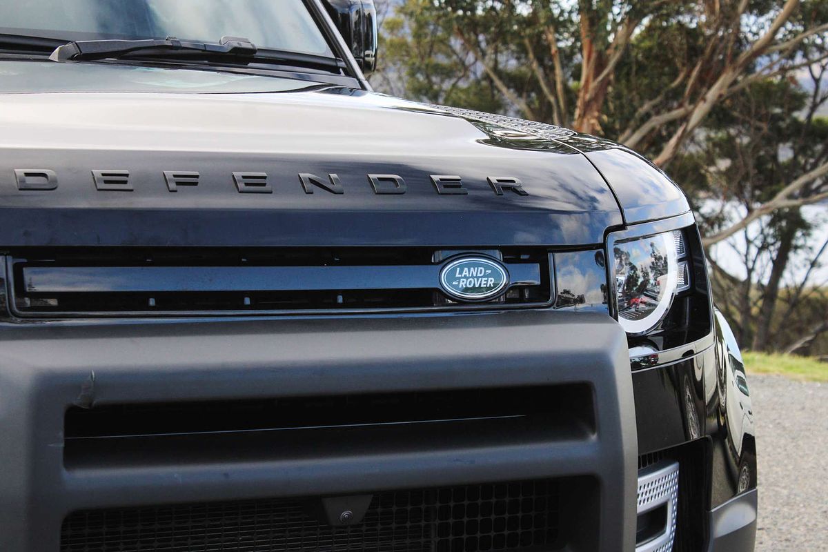 2022 Land Rover Defender 90 D250 S L663