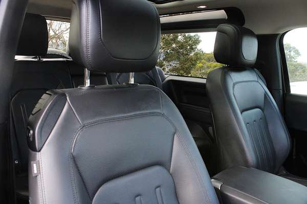 2022 Land Rover Defender 90 D250 S L663