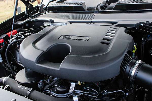 2022 Land Rover Defender 90 D250 S L663