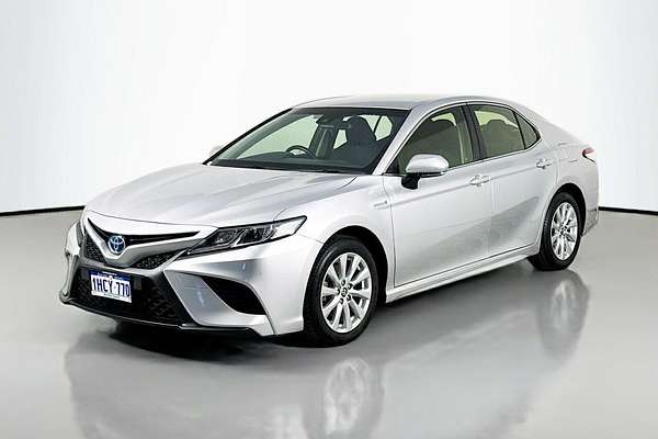 2020 Toyota Camry Ascent Sport AXVH70R