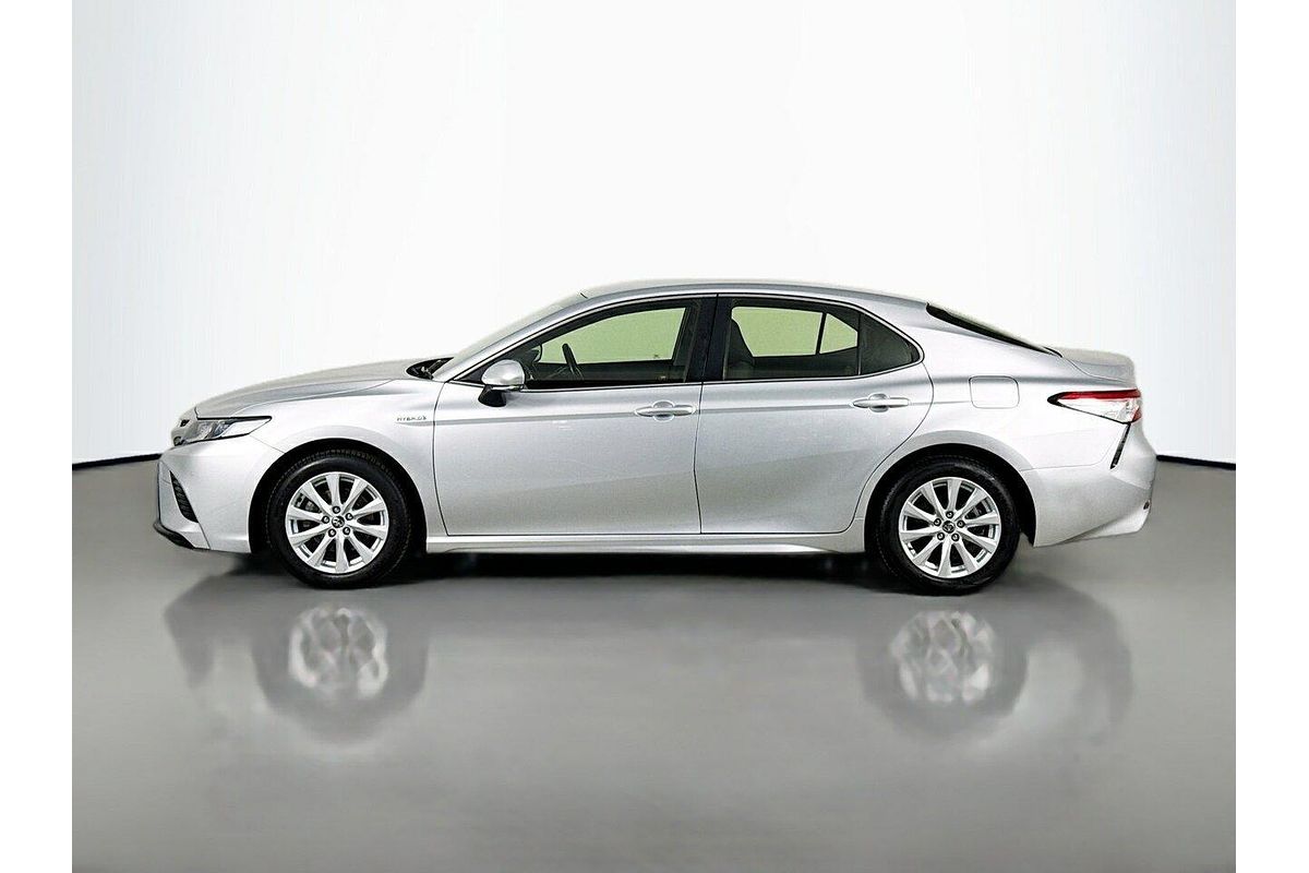 2020 Toyota Camry Ascent Sport AXVH70R