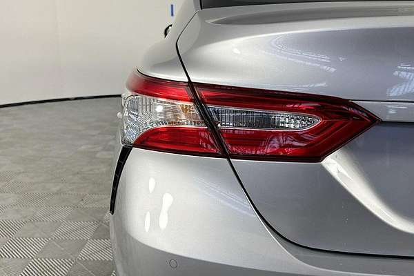 2020 Toyota Camry Ascent Sport AXVH70R