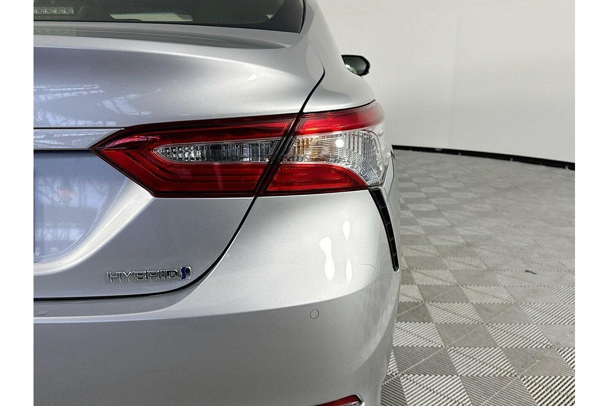 2020 Toyota Camry Ascent Sport AXVH70R