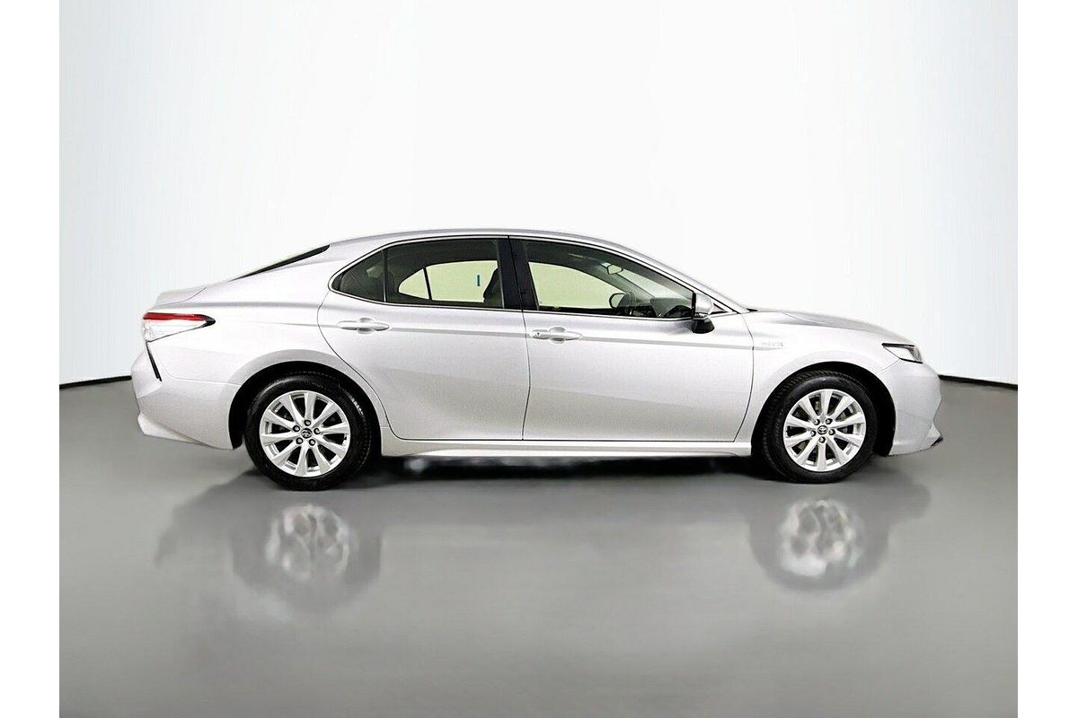 2020 Toyota Camry Ascent Sport AXVH70R