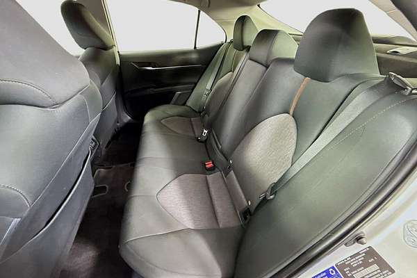 2020 Toyota Camry Ascent Sport AXVH70R