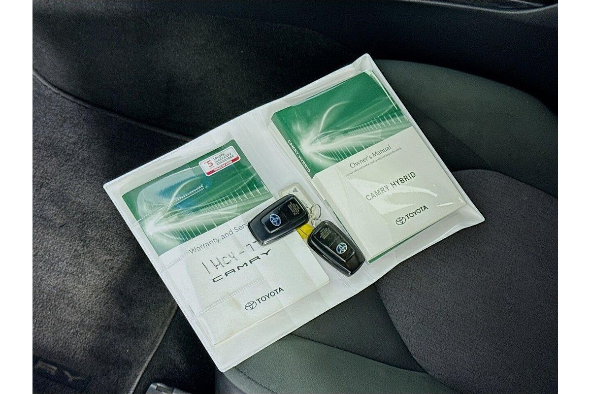 2020 Toyota Camry Ascent Sport AXVH70R