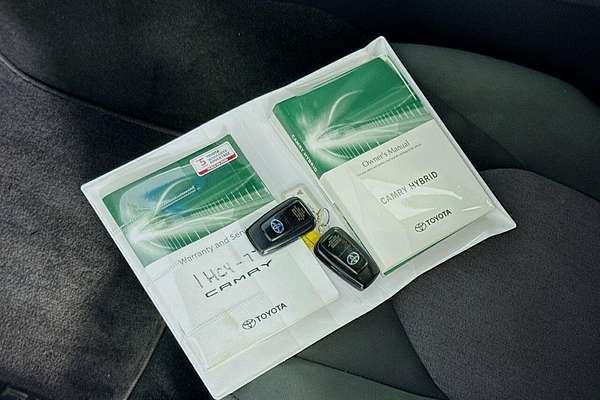 2020 Toyota Camry Ascent Sport AXVH70R