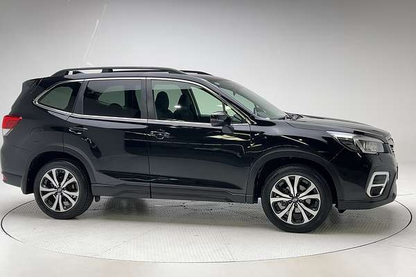 2019 Subaru Forester 2.5i Premium S5