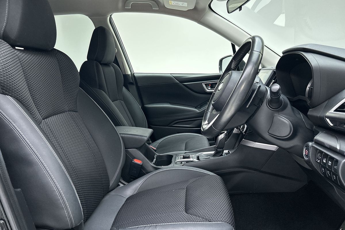2019 Subaru Forester 2.5i Premium S5