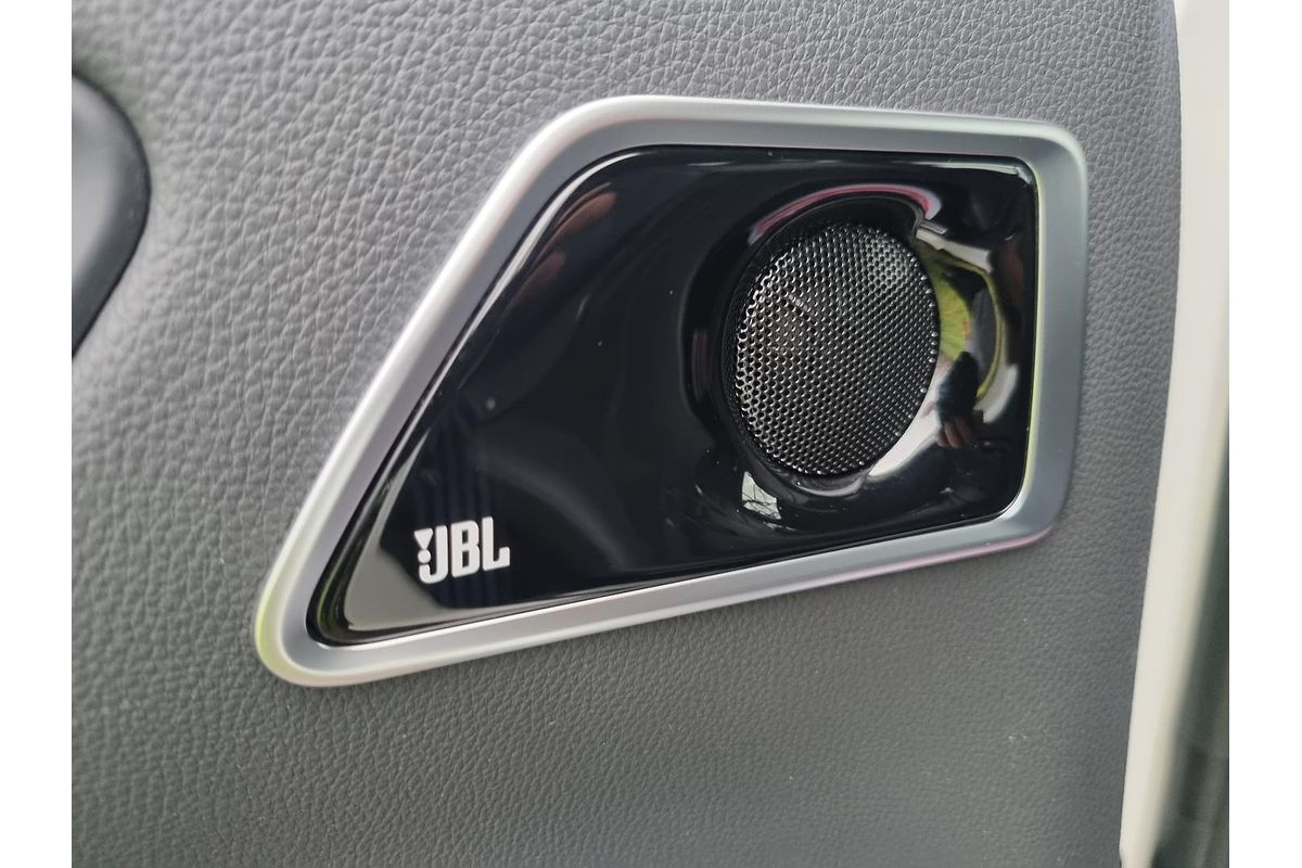 2023 Toyota Landcruiser Sahara FJA300R