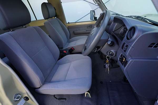 2021 Toyota Landcruiser GXL Troopcarrier VDJ78R
